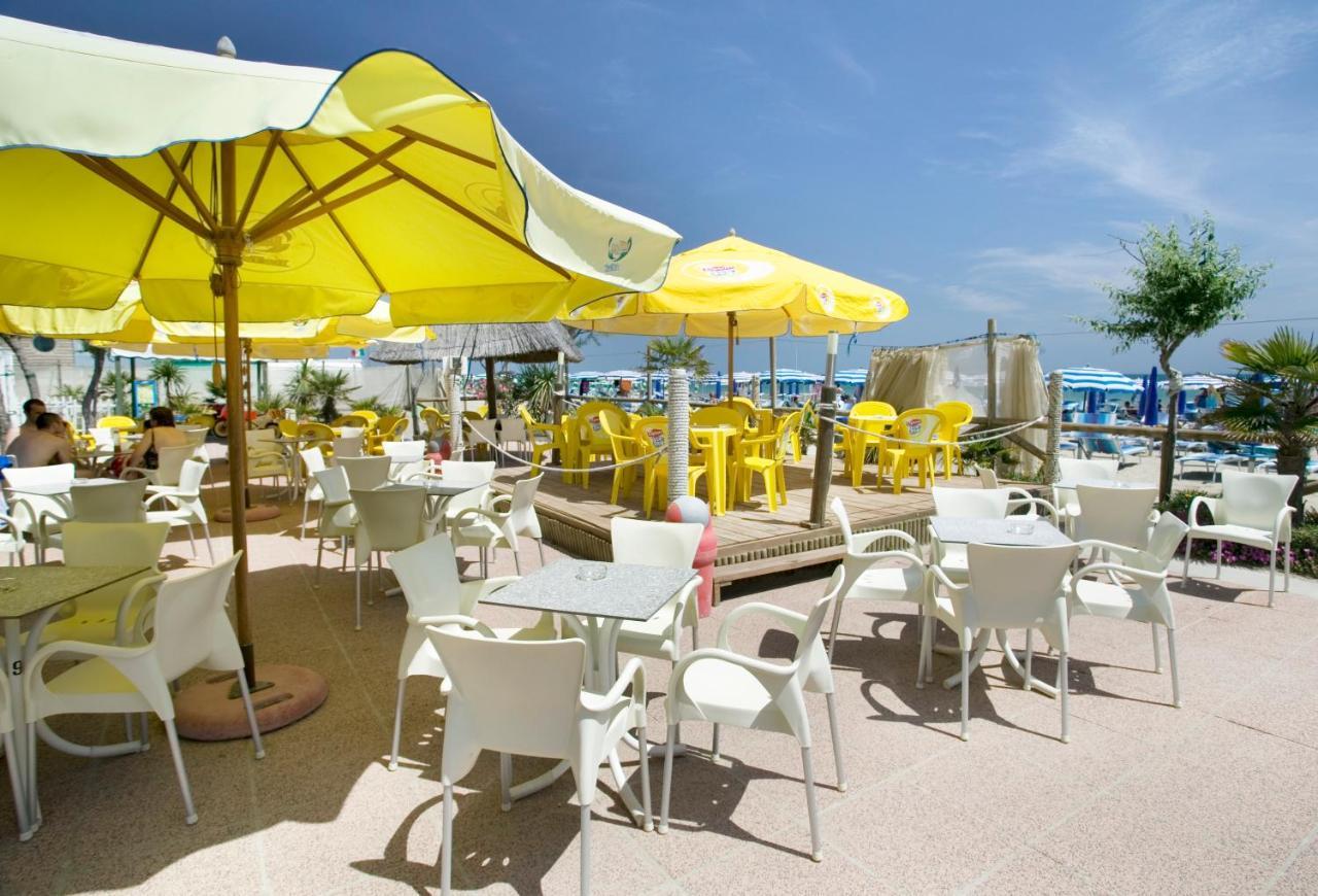 Hotel-Residence-B&B Le Dune Beach Service Included リド・アドリアーノ エクステリア 写真