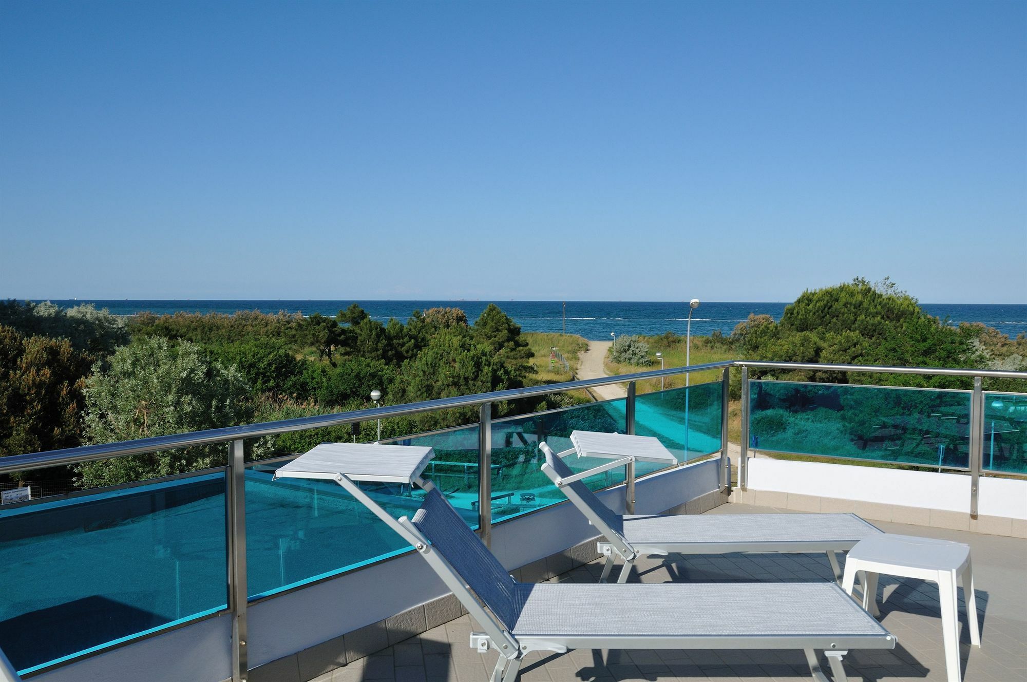 Hotel-Residence-B&B Le Dune Beach Service Included リド・アドリアーノ エクステリア 写真